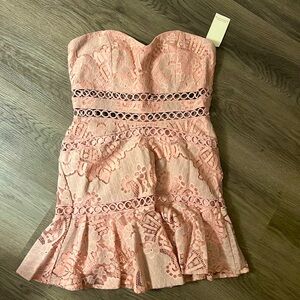 TOBI • Light Pink Lace Dress • SIZE L • Mini Dress